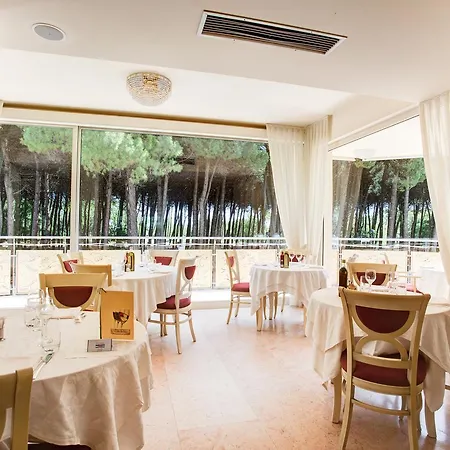 Ξενοδοχείο Garden 4*